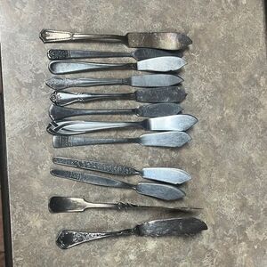 Vintage butter or jam knives